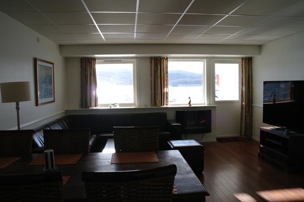 Aparthotel Tysnes Sjo Og Fritid Uggdal Camera foto