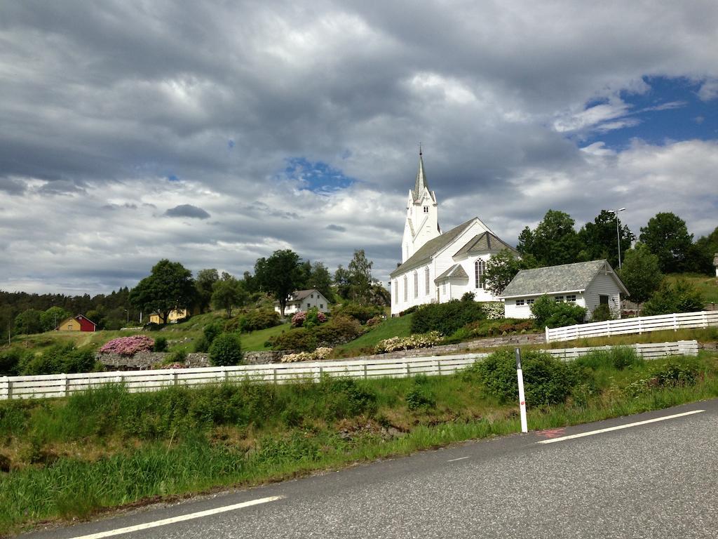Aparthotel Tysnes Sjo Og Fritid Uggdal Esterno foto